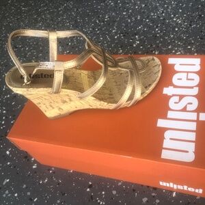 Sandal